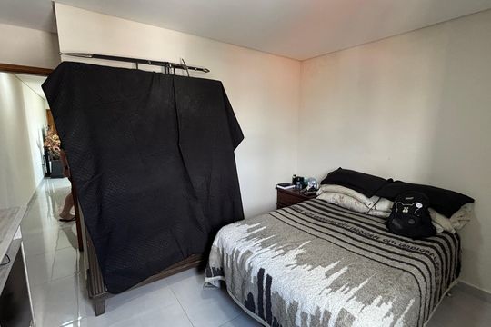 Suite de apartamento à venda com 2 quartos, 119m² em Vila Metalúrgica, Santo André