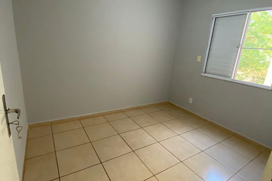 Quarto de apartamento para alugar com 2 quartos, 45m² em Jardim Florestan Fernandes, Ribeirão Preto