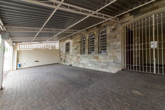 Garagem de casa à venda com 3 quartos, 195m² em Jardim Conceição, Campinas