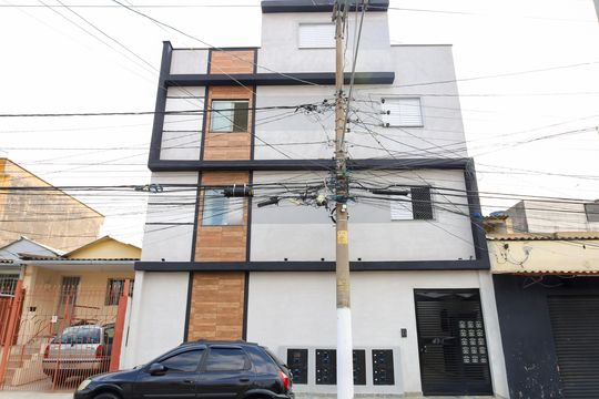 Fachada de apartamento para alugar com 1 quarto, 32m² em Vila Rosaria, São Paulo
