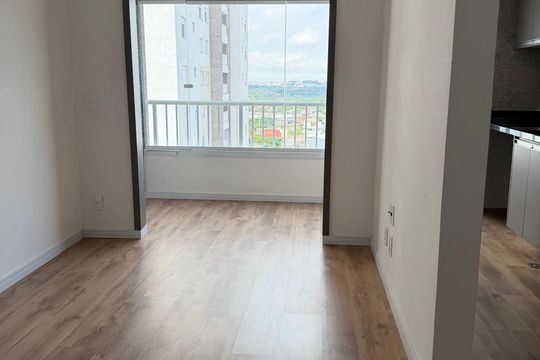 Apartamento para alugar com 2 quartos, 55m² em Vila das Bandeiras, Guarulhos