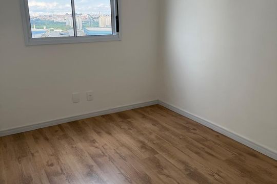 Quarto de apartamento para alugar com 2 quartos, 55m² em Vila das Bandeiras, Guarulhos
