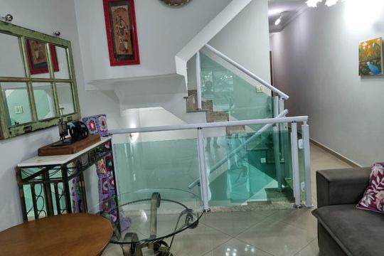 Sala de casa à venda com 3 quartos, 226m² em Centro, Diadema