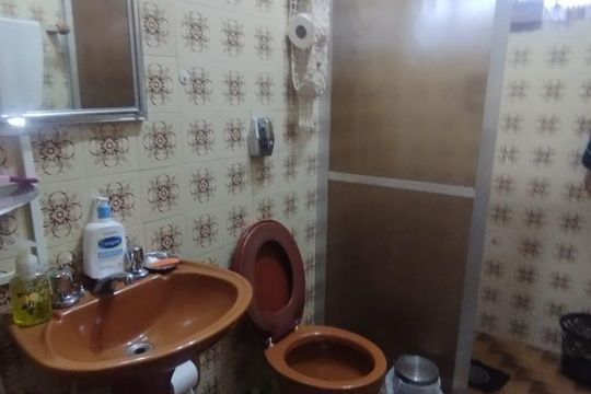 Banheiro de casa à venda com 3 quartos, 132m² em Centro, Diadema