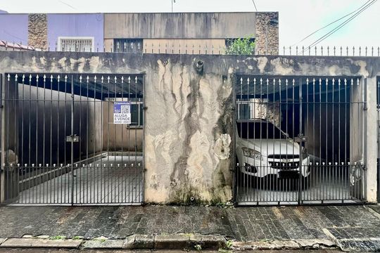 Fachada de casa para alugar com 3 quartos, 100m² em Perdizes, São Paulo