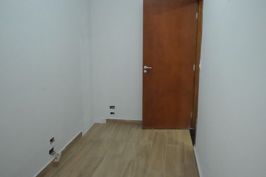 Quarto de casa à venda com 1 quarto, 30m² em Vila Esperança, São Paulo