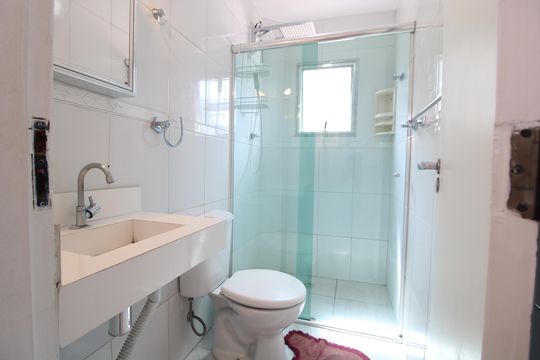 Banheiro de casa para alugar com 2 quartos, 65m² em Campininha, São Paulo