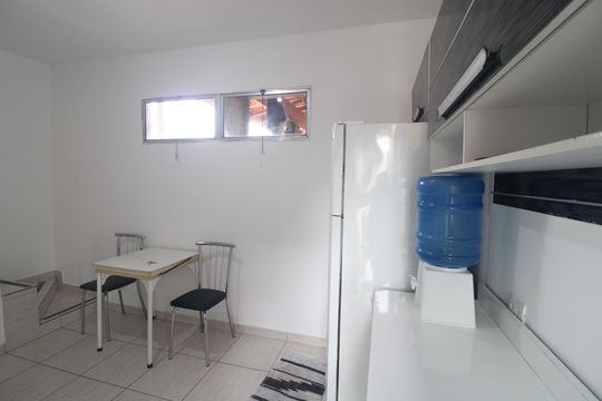 Cozinha de casa para alugar com 2 quartos, 65m² em Campininha, São Paulo