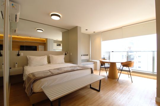 Sala/Quarto de kitnet/studio para alugar com 1 quarto, 29m² em Itaim Bibi, São Paulo