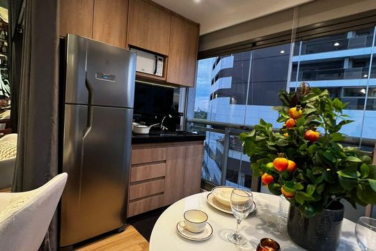 Cozinha de apartamento à venda com 1 quarto, 35m² em Pinheiros, São Paulo