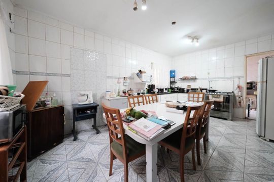 Cozinha e Área de Serviço de casa para alugar com 8 quartos, 300m² em Jardim de Lorenzo, São Paulo