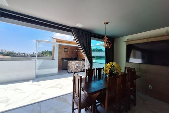 Sala de jantar de apartamento à venda com 2 quartos, 116m² em Casa Branca, Santo André