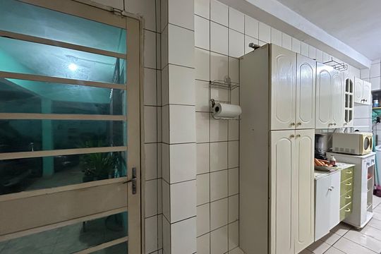 Cozinha de casa para alugar com 3 quartos, 330m² em Moinho Velho, São Paulo