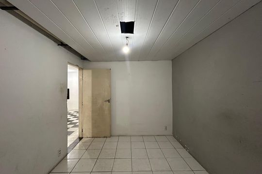 Casa 2 - Forro aberto  de casa para alugar com 3 quartos, 330m² em Moinho Velho, São Paulo