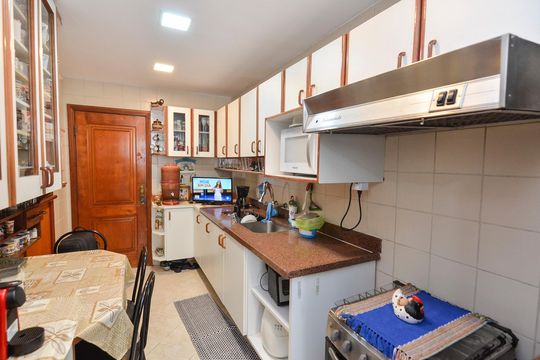 Cozinha de apartamento à venda com 3 quartos, 101m² em Vila Isabel, Rio de Janeiro