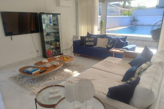 Casa para alugar com 5 quartos, 430m² em Jardim Acapulco, Guarujá