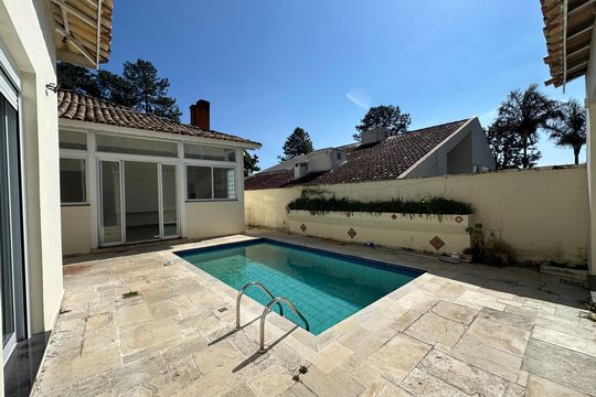 Piscina de casa para alugar com 4 quartos, 322m² em Morada dos Pássaros, Barueri