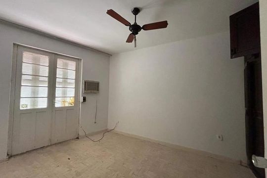 Quarto de apartamento à venda com 3 quartos, 118m² em Centro Histórico, Porto Alegre