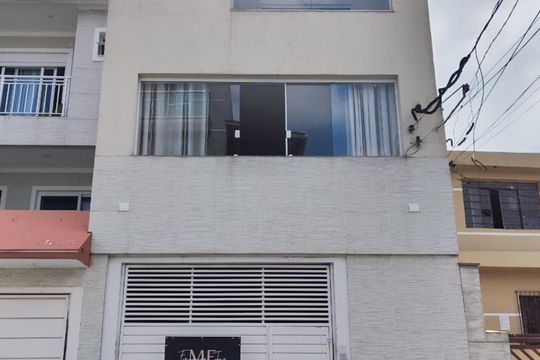 Fachada de casa para alugar com 4 quartos, 400m² em Jardim Japao, São Paulo