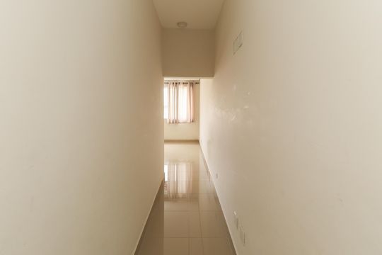 Corredor de casa para alugar com 4 quartos, 400m² em Jardim Japao, São Paulo