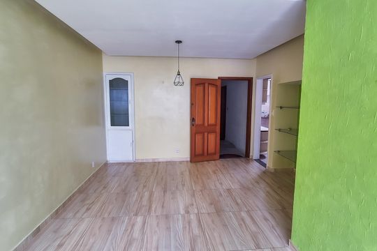 Sala de apartamento à venda com 3 quartos, 70m² em Vila da Penha, Rio de Janeiro