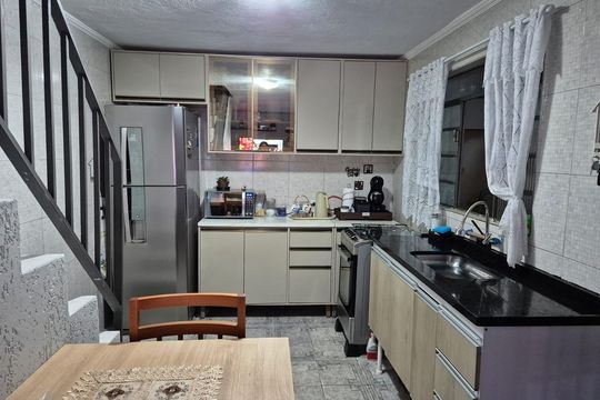Cozinha de casa à venda com 2 quartos, 70m² em Vila Aurora (Zona Norte), São Paulo