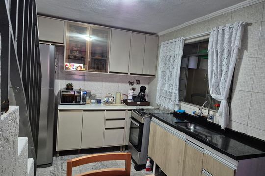 Cozinha de casa à venda com 2 quartos, 70m² em Vila Aurora (Zona Norte), São Paulo