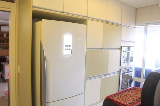 Cozinha de apartamento à venda com 3 quartos, 147m² em Osvaldo Cruz, São Caetano do Sul