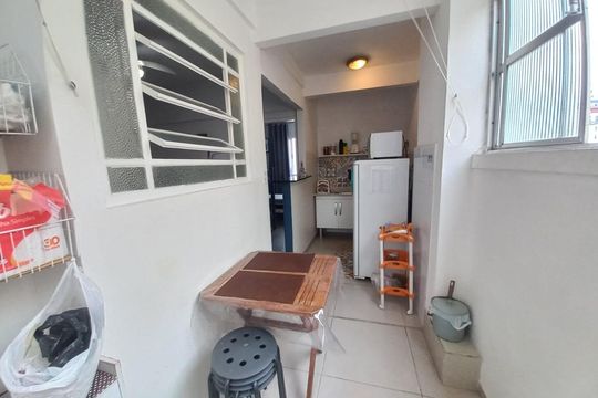Cozinha e Área de Serviço de apartamento para alugar com 1 quarto, 50m² em Centro, São Vicente