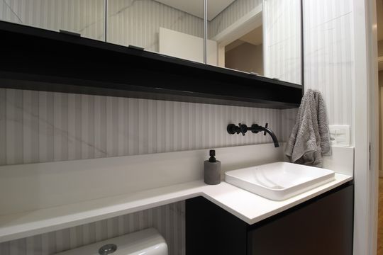 Banheiro da Suíte de apartamento à venda com 3 quartos, 87m² em Vila Olímpia, São Paulo