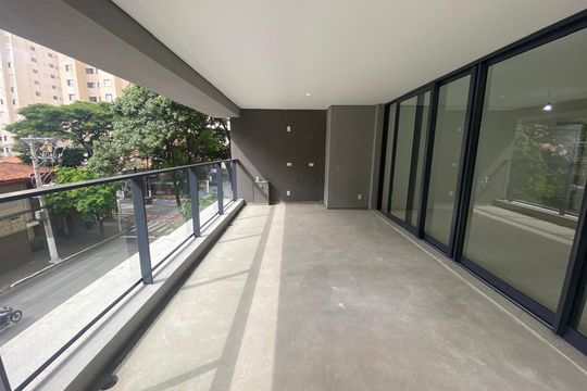 Apartamento à venda com 4 quartos, 189m² em Vila Uberabinha, São Paulo