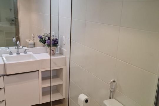 Banheiro de apartamento para alugar com 3 quartos, 163m² em Vale do Sereno, Nova Lima