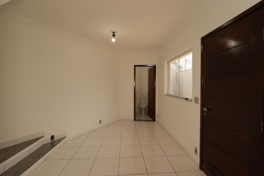 Casa para alugar com 2 quartos, 85m² em Vila Curuçá, Santo André