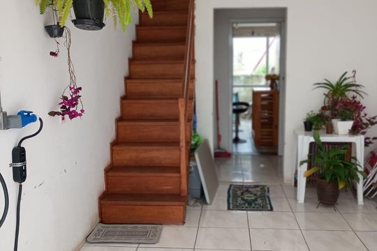 Sala de casa à venda com 3 quartos, 50m² em Hípica, Porto Alegre