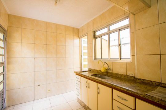 Cozinha de casa à venda com 2 quartos, 154m² em Vila Linda, Santo André