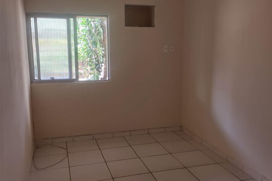 Quarto de casa de condomínio para alugar com 3 quartos, 137m² em Taquara, Rio de Janeiro