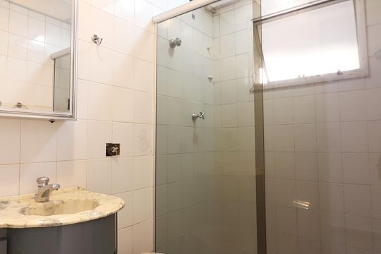 Banheiro Social de apartamento à venda com 2 quartos, 58m² em Assunção, São Bernardo do Campo
