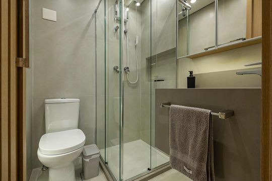 Banheiro de kitnet/studio à venda com 1 quarto, 26m² em Sumarezinho, São Paulo