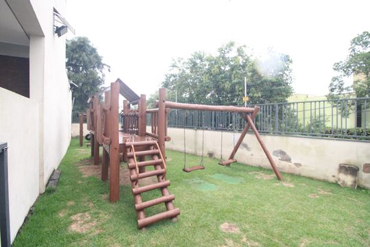 Playground de casa de condomínio à venda com 4 quartos, 215m² em Interlagos, São Paulo