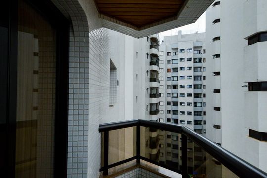 Varanda da Sala de Jantar de apartamento à venda com 3 quartos, 200m² em Vila Rosalia, Guarulhos