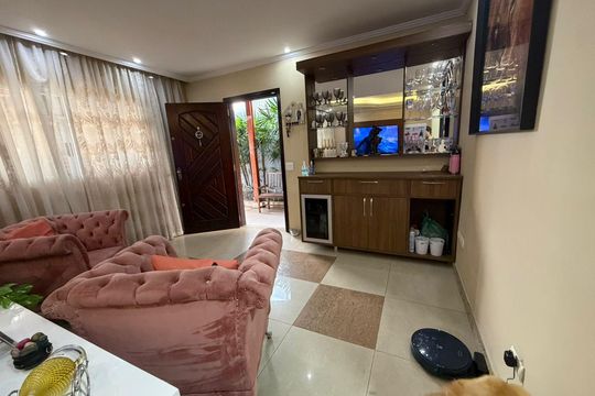 Casa à venda com 3 quartos, 200m² em Parque Sao Luis, São Paulo