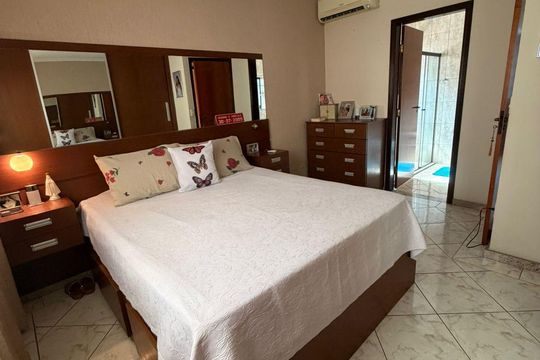 Quarto de casa à venda com 3 quartos, 200m² em Parque Sao Luis, São Paulo
