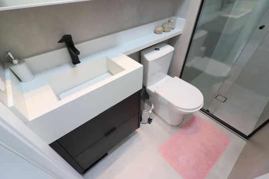 Banheiro de apartamento à venda com 1 quarto, 37m² em Presidente Altino, Osasco