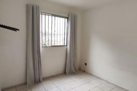 Quarto de apartamento à venda com 2 quartos, 44m² em Caetano Furquim, Belo Horizonte