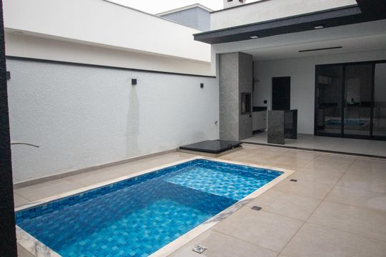 Vista da Suite 1 de casa de condomínio para alugar com 3 quartos, 170m² em Aparecidinha, Sorocaba