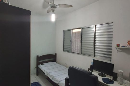 Quarto de casa à venda com 5 quartos, 250m² em Parque Boturussu, São Paulo