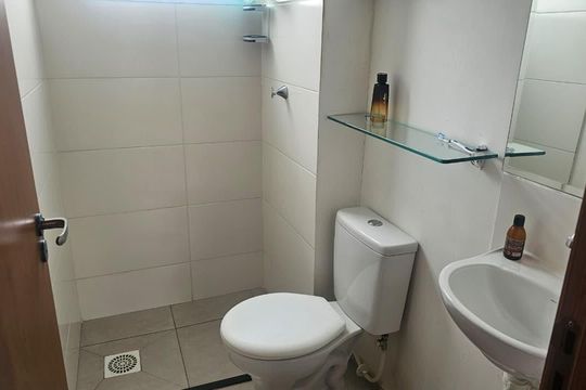 Banheiro de apartamento para alugar com 2 quartos, 39m² em Lorena Park, Goiânia