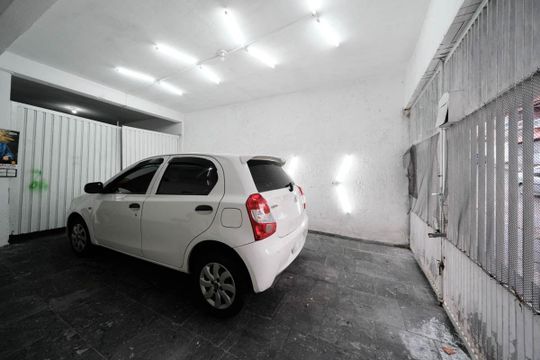 Garagem de casa à venda com 3 quartos, 160m² em Vila Santa Teresa, São Paulo