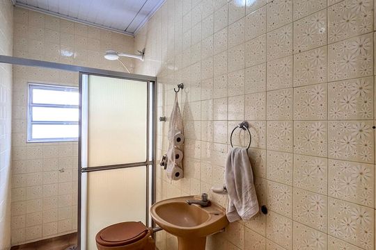 Banheiro de casa à venda com 3 quartos, 182m² em Vila Nair, São Paulo