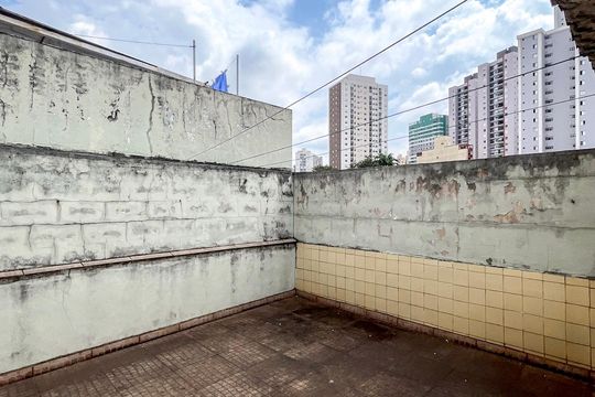 Quintal de casa à venda com 3 quartos, 182m² em Vila Nair, São Paulo